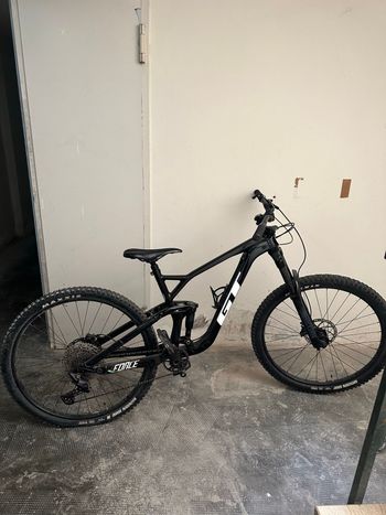 GT Force Sport 2022 2022 MTB de segunda mano