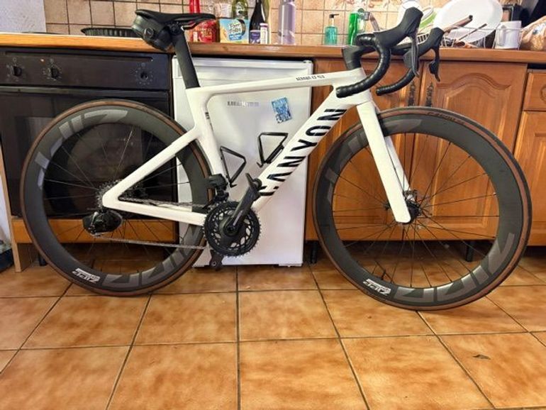 Canyon Aeroad CF SLX 8 AXS 2025 2025 Road & Gravel d'occasion — image 35 sur 42