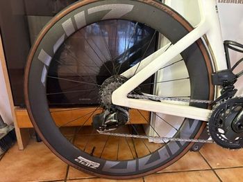 Canyon Aeroad CF SLX 8 AXS 2025 2025 Road & Gravel d'occasion — image 34 sur 42