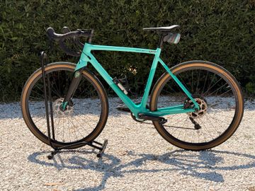 Used Bianchi Impulso Pro GRX 2023 2023 Road & Gravel, Green — image 3 of 25