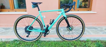 Tweedehands Bianchi Impulso Pro GRX 2023 2023 Racefiets & gravel