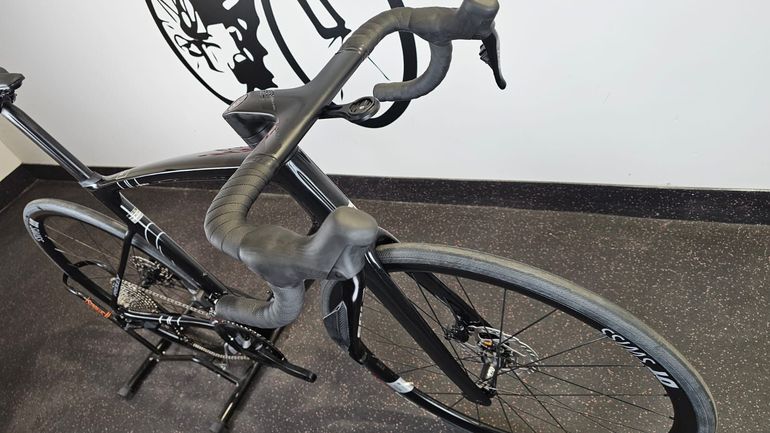 Ridley NOAH DISC 105 Di2 *0 Km* 2025 Road & Gravel de segunda mano, Negro — imagen 11 de 19