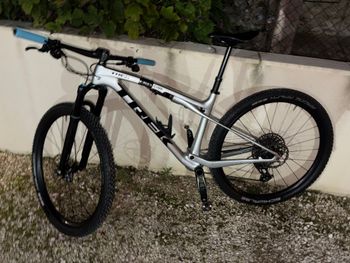 Trek Supercaliber SLR 9.8 X0 AXS T-Type Gen 2 2025 2025 Mountainbike d'occasion — image 3 sur 8