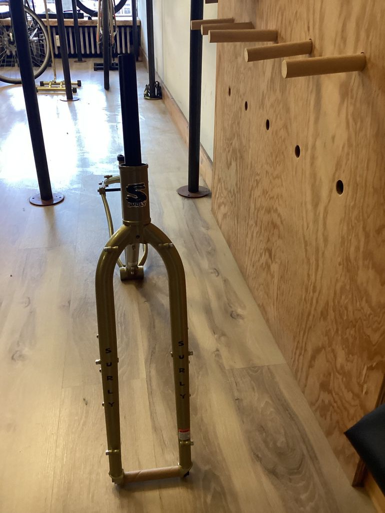 Used Surly Karate Monkey Frameset 2024 Frameset 2024 Mountainbike, Light Gray, 27.5 — image 3 of 5
