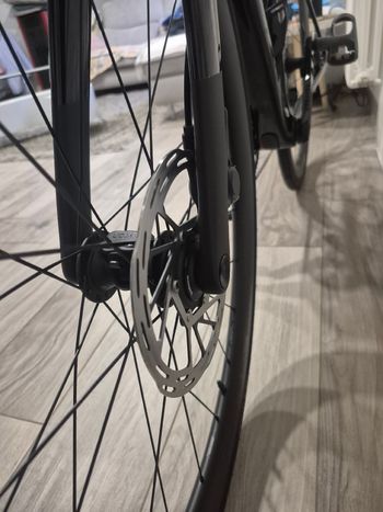 Used Trek Madone SL 6 AXS Gen 8 2027 2027 Road & Gravel, Black — image 7 of 9