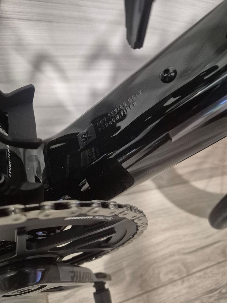 Used Trek Madone SL 6 AXS Gen 8 2027 2027 Road & Gravel, Black — image 5 of 9