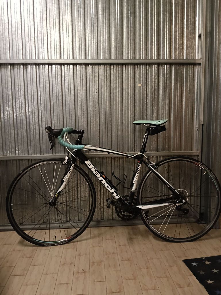 Tweedehands Bianchi Impulso Shimano 105 2017 Road & Gravel — afbeelding 2 van 3