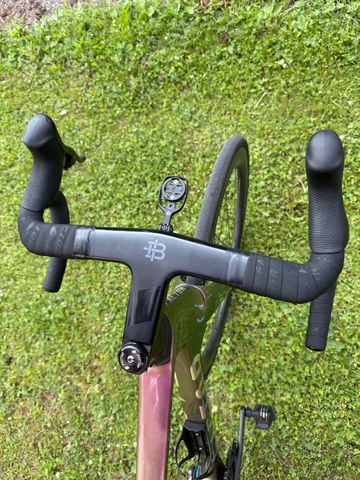 Used Factor Ostro SRAM Red eTap AXS 2025 Road & Gravel, Purple — image 5 of 8