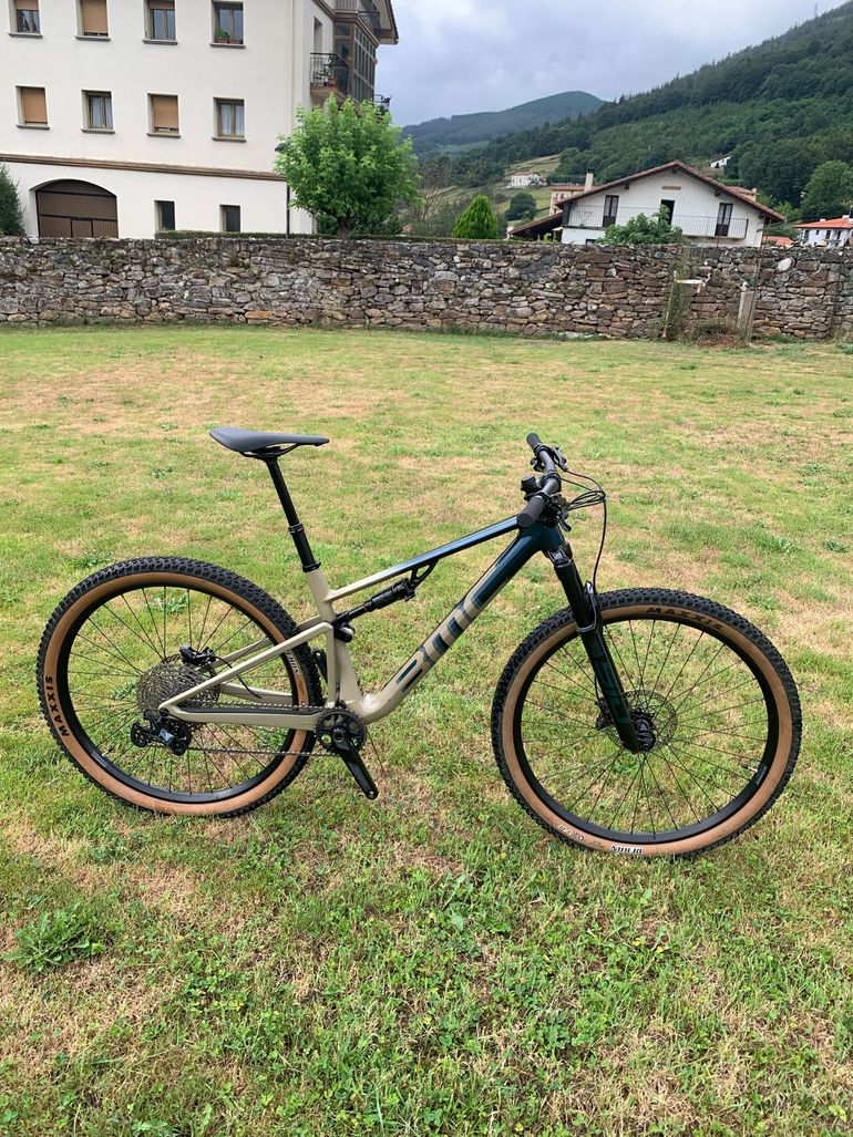 BMC Fourstroke LT TWO 2024 2024 Mountainbike d'occasion — image 1 sur 19