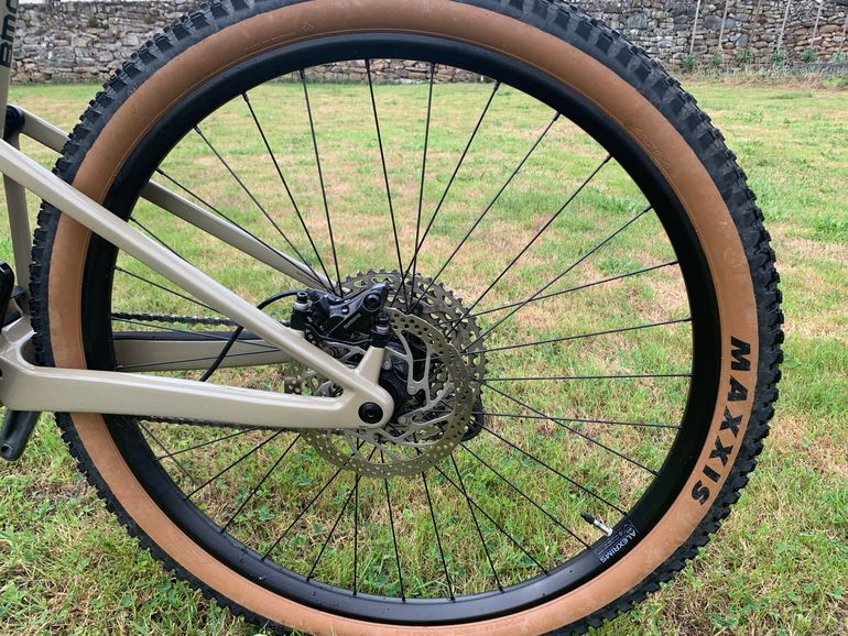 BMC Fourstroke LT TWO 2024 2024 Mountainbike d'occasion — image 14 sur 19
