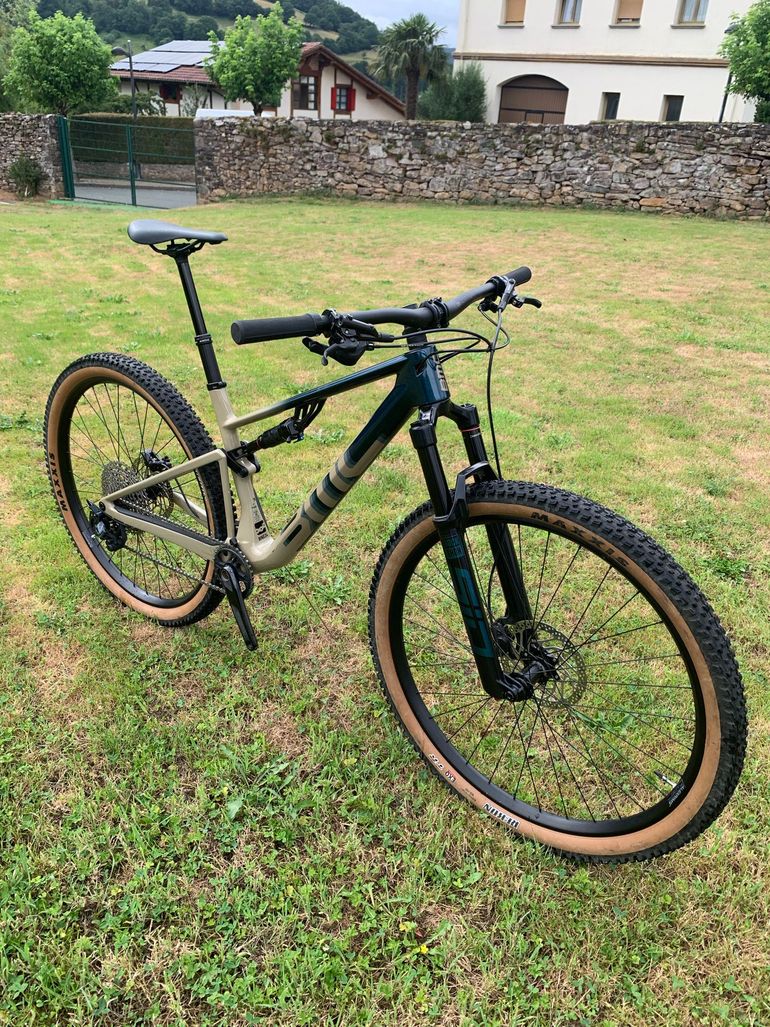 BMC Fourstroke LT TWO 2024 2024 Mountainbike d'occasion — image 9 sur 19
