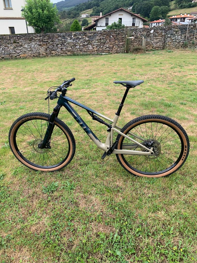BMC Fourstroke LT TWO 2024 2024 Mountainbike d'occasion — image 2 sur 19