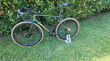 Used Specialized Tarmac WheelTop EDS 2019 Road & Gravel, Black — image 2 of 6
