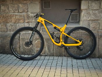 Used Kona Hei Hei CR/DL 2022 2022 Mountainbike, Orange — image 10 of 11