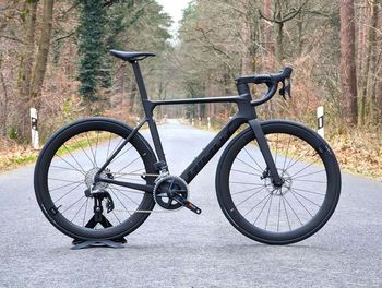 Used Giant Propel Advanced Pro 1 2024 2024 Road & Gravel, Black — image 3 of 3