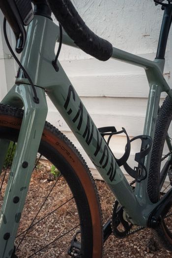 Used Canyon Grizl CF SL 7 eTap 2024 2024 Road & Gravel, Green — image 6 of 14