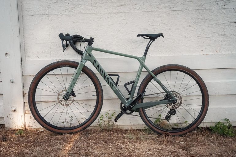 Used Canyon Grizl CF SL 7 eTap 2024 2024 Road & Gravel, Green — image 3 of 14