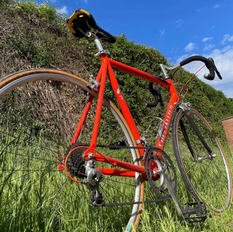 Used Specialized Allez Shimano Ultegra 1998 Road & Gravel, Orange — image 2 of 9