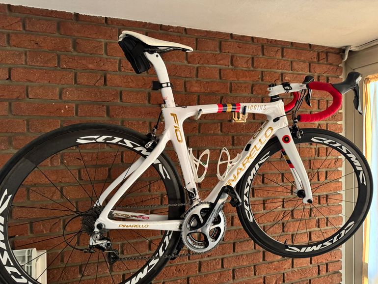 Used Pinarello Dogma Shimano Dura Ace 2018 Road & Gravel, White — image 2 of 3