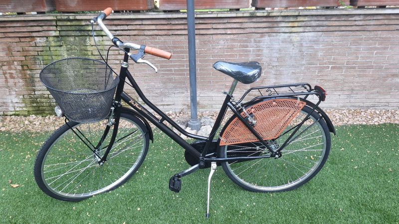 Used Velomarche Bici Da Passeggio Donna Modello Olanda Urban & Touring