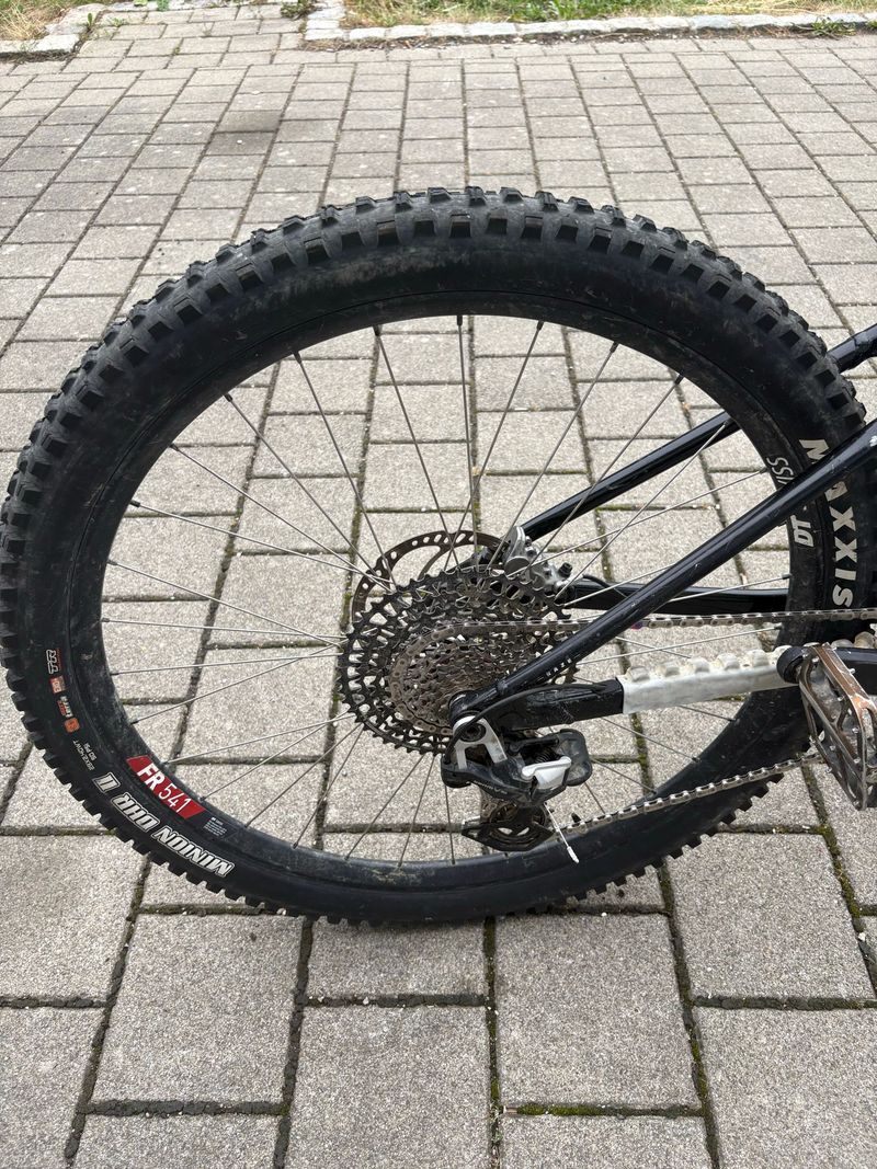 Tweedehands Mondraker RAZE 2023 2023 Mountainbike — afbeelding 8 van 23