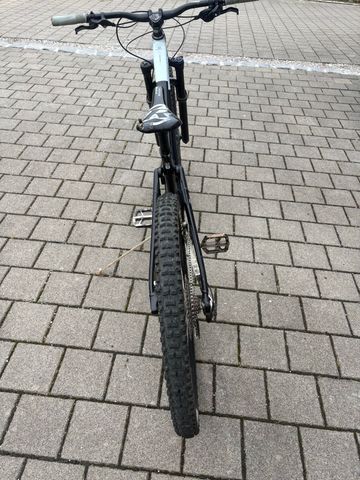 Tweedehands Mondraker RAZE 2023 2023 Mountainbike — afbeelding 3 van 23