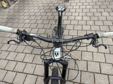Tweedehands Mondraker RAZE 2023 2023 Mountainbike — afbeelding 12 van 23