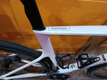 Used Cannondale SuperSix Evo 1 2024 2024 Road & Gravel, White — image 9 of 11