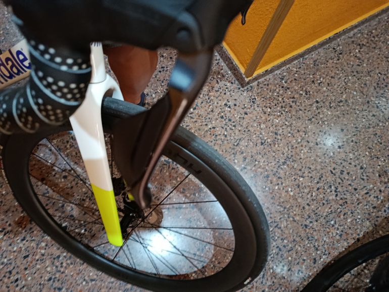 Used Cannondale SuperSix Evo 1 2024 2024 Road & Gravel, White — image 1 of 11