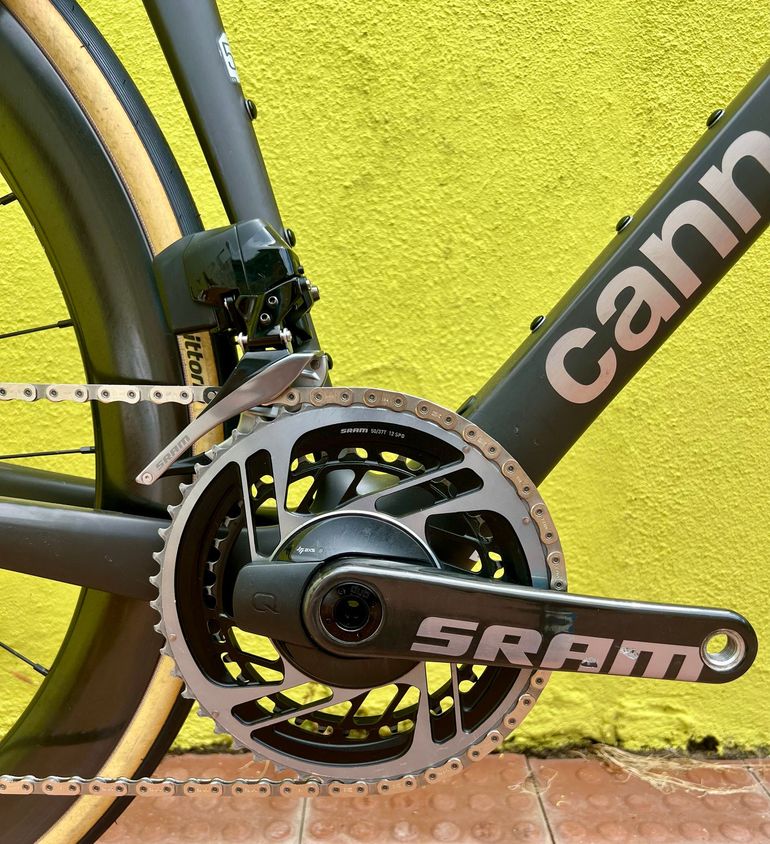 Used Cannondale SuperSix EVO SRAM Red eTap AXS 2025 Road & Gravel, Light Gray — image 3 of 8