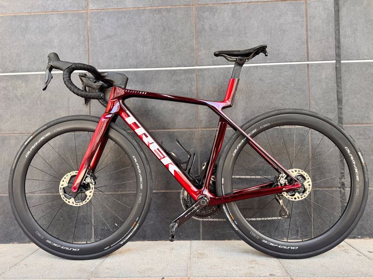 Używany Trek Madone SLR 9 Gen 8 2026 2026 Road & Gravel — zdjęcie 2 z 17