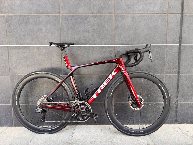 Käytetty Trek Madone SLR 9 Gen 8 2026 2026 Road & Gravel