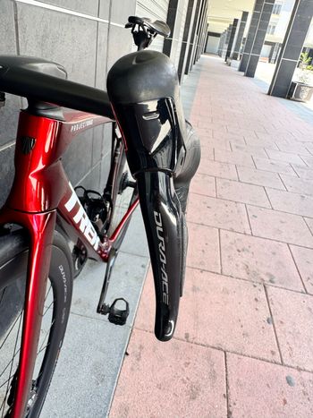 Używany Trek Madone SLR 9 Gen 8 2026 2026 Road & Gravel — zdjęcie 9 z 17