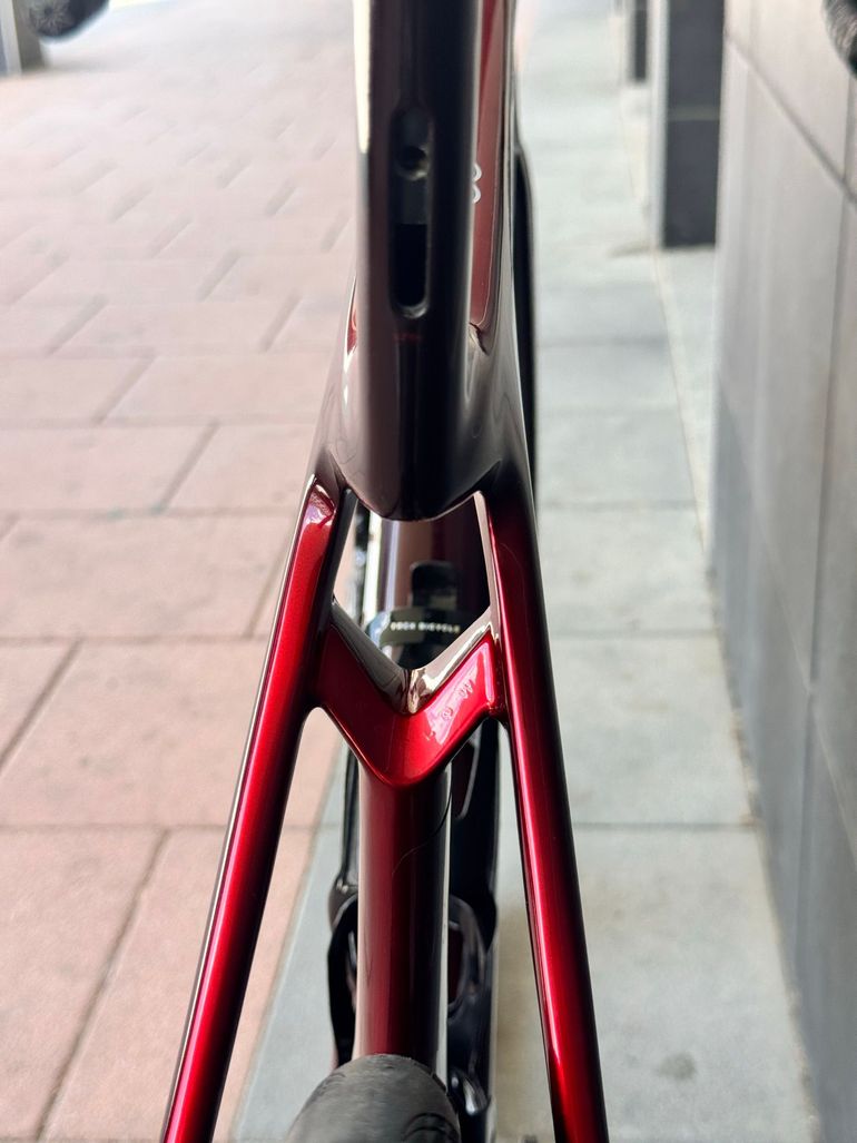 Używany Trek Madone SLR 9 Gen 8 2026 2026 Road & Gravel — zdjęcie 7 z 17