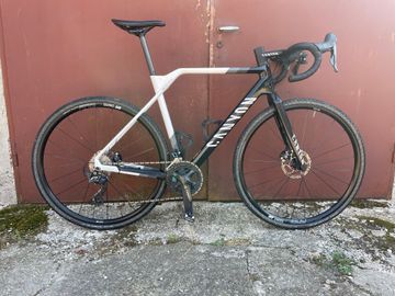 Używany Canyon Inflite CF SL 7 2023 2023 Road & Gravel
