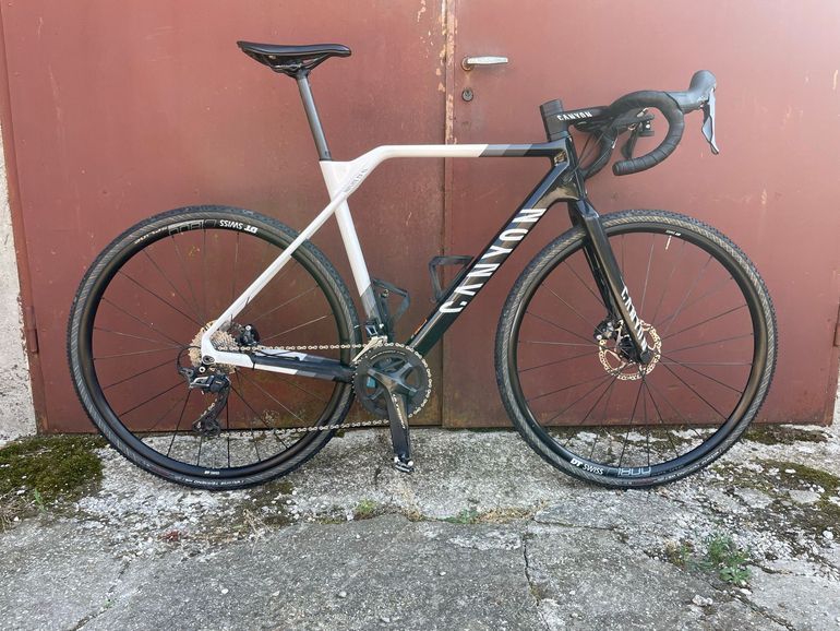Used Canyon Inflite CF SL 7 2023 2023 Road & Gravel, White — image 1 of 7