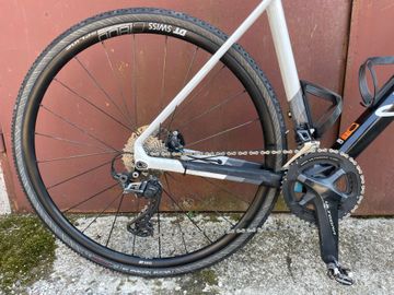 Canyon Inflite CF SL 7 2023 2023 Road & Gravel usato, Bianco — immagine 3 di 7