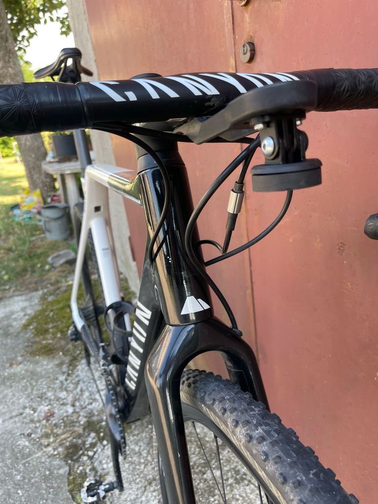 Used Canyon Inflite CF SL 7 2023 2023 Road & Gravel, White — image 7 of 7