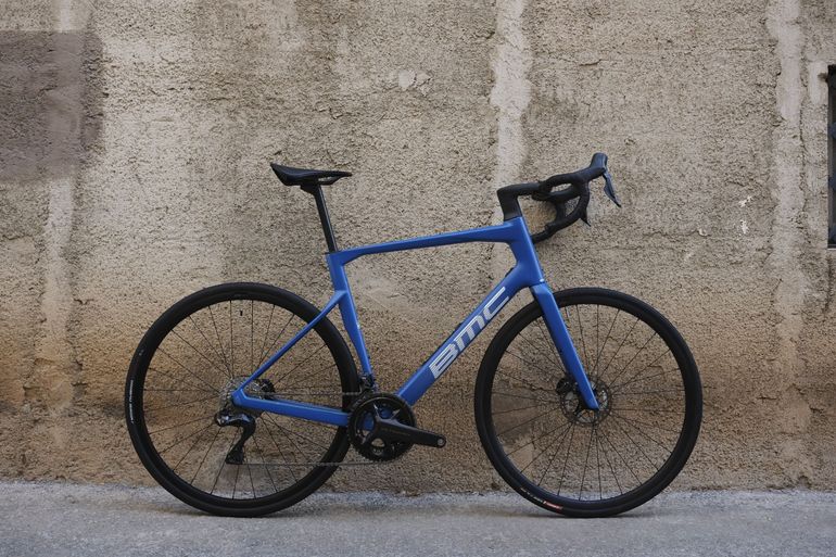Gebrauchtes BMC Roadmachine TWO 2024 2024 Road & Gravel, Blau — Bild 2 von 15