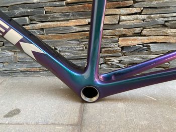 Used Trek Émonda SLR 7 eTap 2022 Frameset 2022 Road & Gravel, Green — image 4 of 11