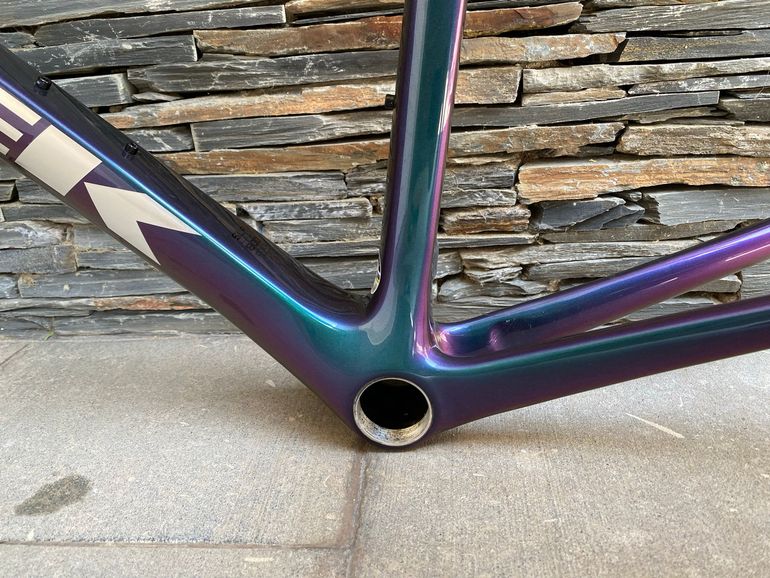 Used Trek Émonda SLR 7 eTap 2022 Frameset 2022 Road & Gravel, Green — image 4 of 11