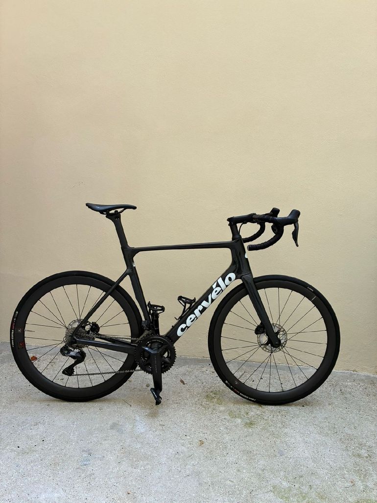 Used Cervélo Soloist Ultegra Di2 2024 2024 Road & Gravel, Black — image 1 of 15