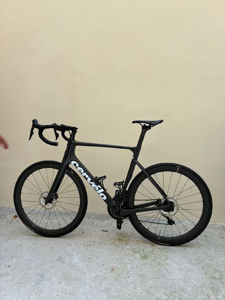 Used Cervélo Soloist Ultegra Di2 2024 2024 Road & Gravel, Black — image 2 of 15