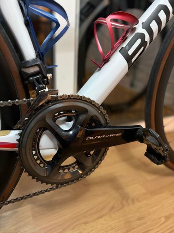 Used BMC Roadmachine Shimano Ultegra Di2 2018 Road & Gravel, White — image 3 of 7