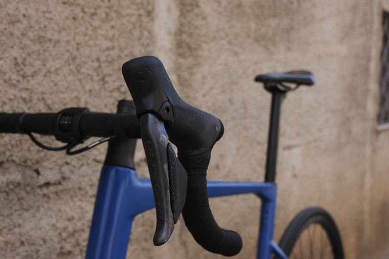 BMC Roadmachine TWO 2024 2024 Road & Gravel d'occasion — image 4 sur 13