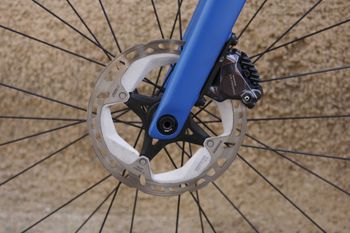 BMC Roadmachine TWO 2024 2024 Road & Gravel d'occasion — image 9 sur 13