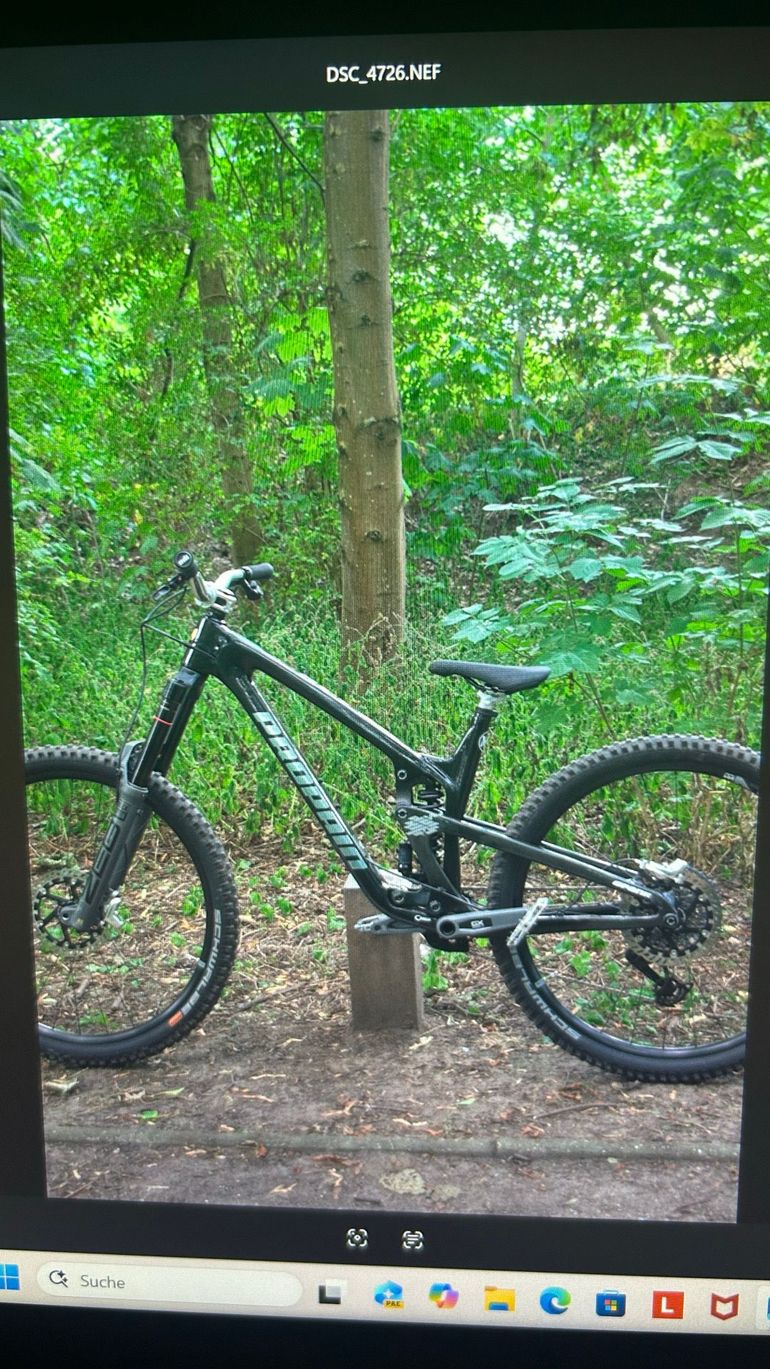 Used Propain spindrift CF 4 Custom SRAM GX Eagle AXS (T-Type) 2024 Mountainbike, Black — image 10 of 16