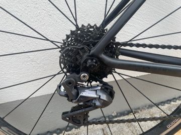 Used Specialized Tarmac Shimano Ultegra Di2 2016 Road & Gravel, Black — image 4 of 8