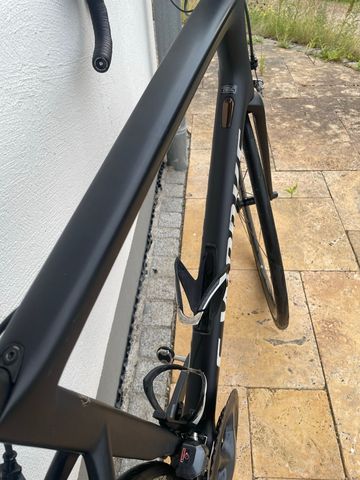 Used Specialized Tarmac Shimano Ultegra Di2 2016 Road & Gravel, Black — image 8 of 8