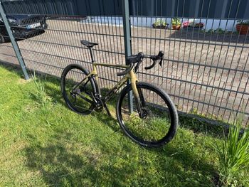 Used Scott Addict Gravel 40 2026 2026 Road & Gravel, Green — image 2 of 6